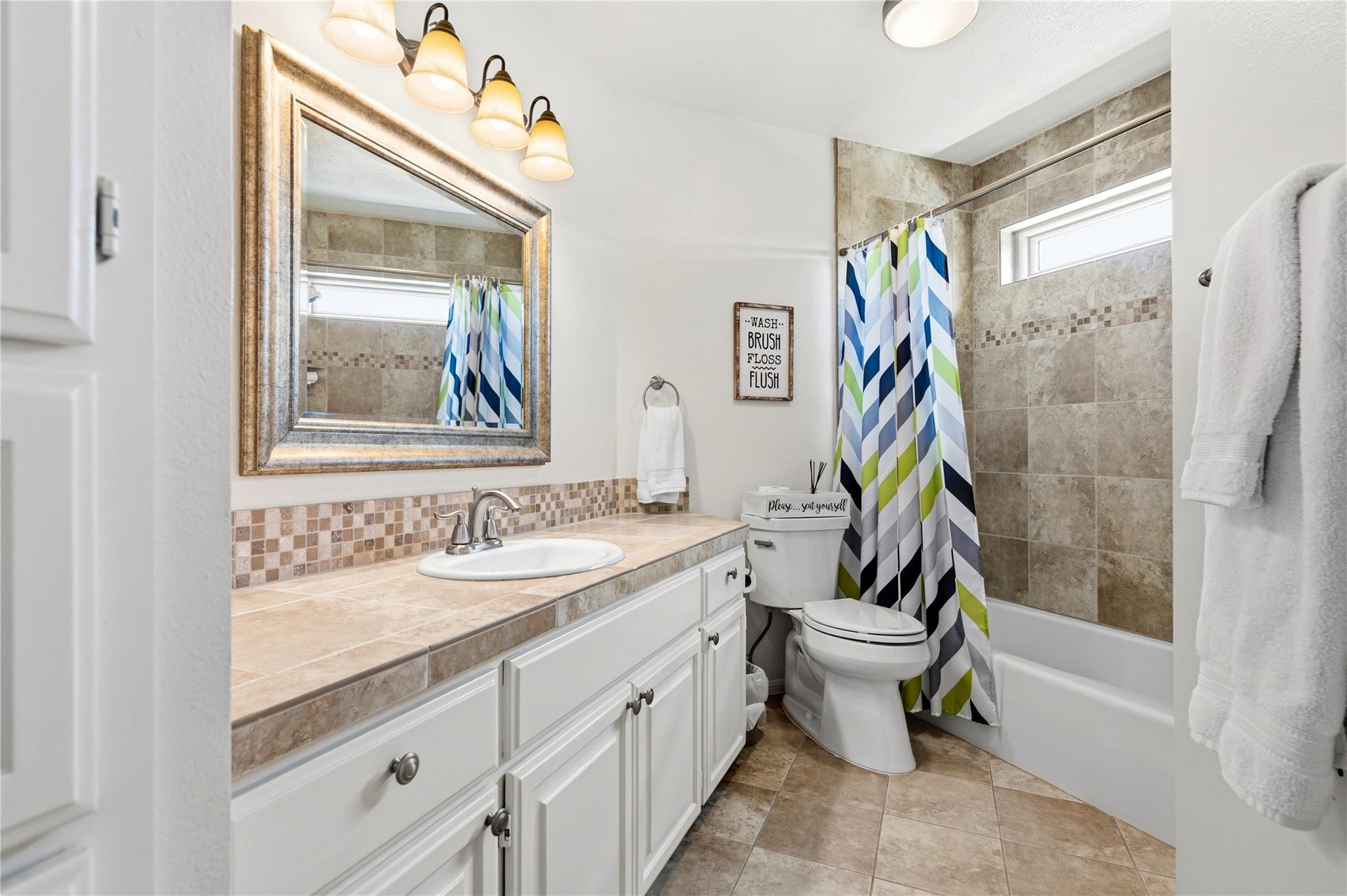 4801 Fern HOLW