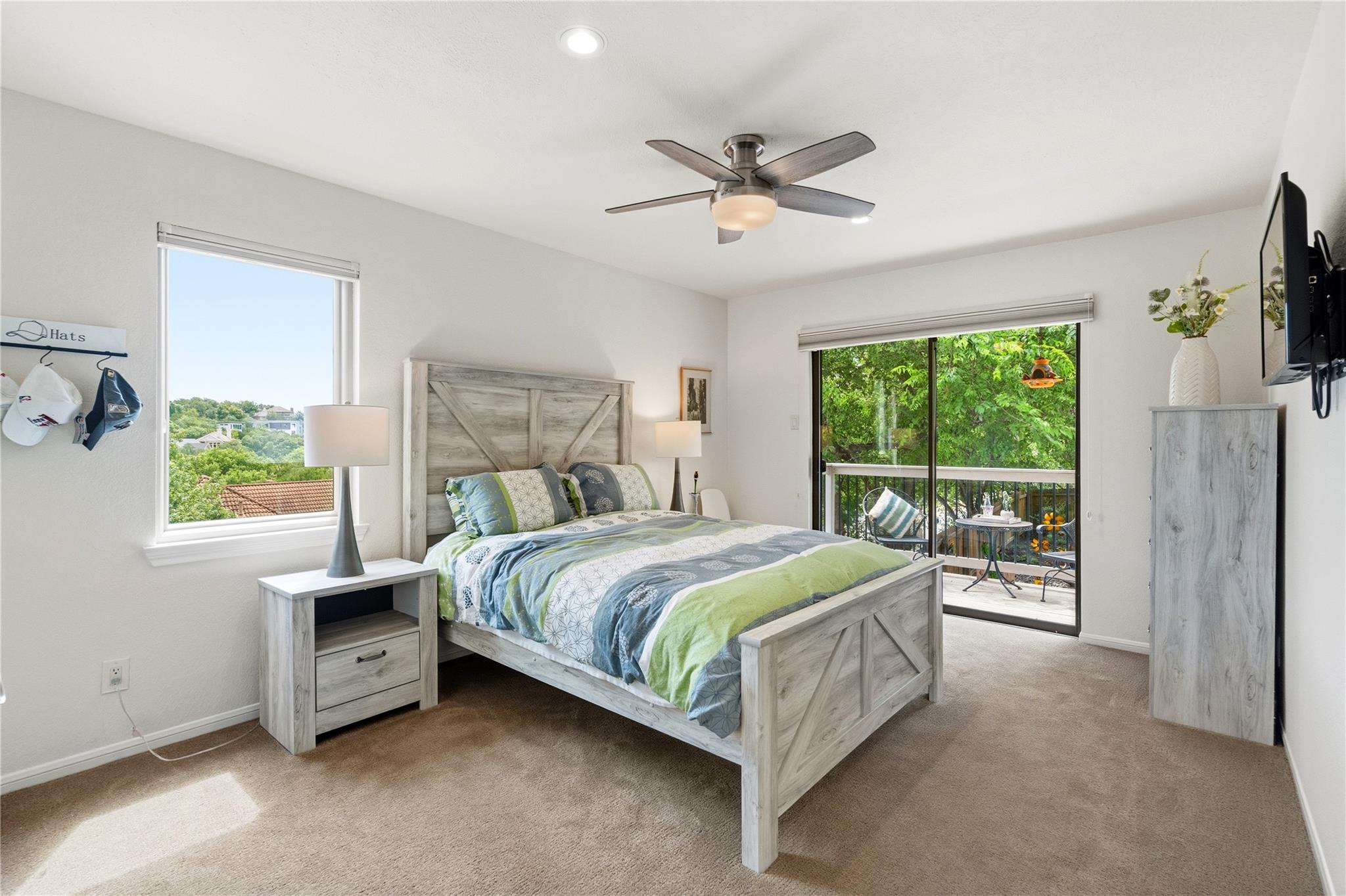 4801 Fern HOLW