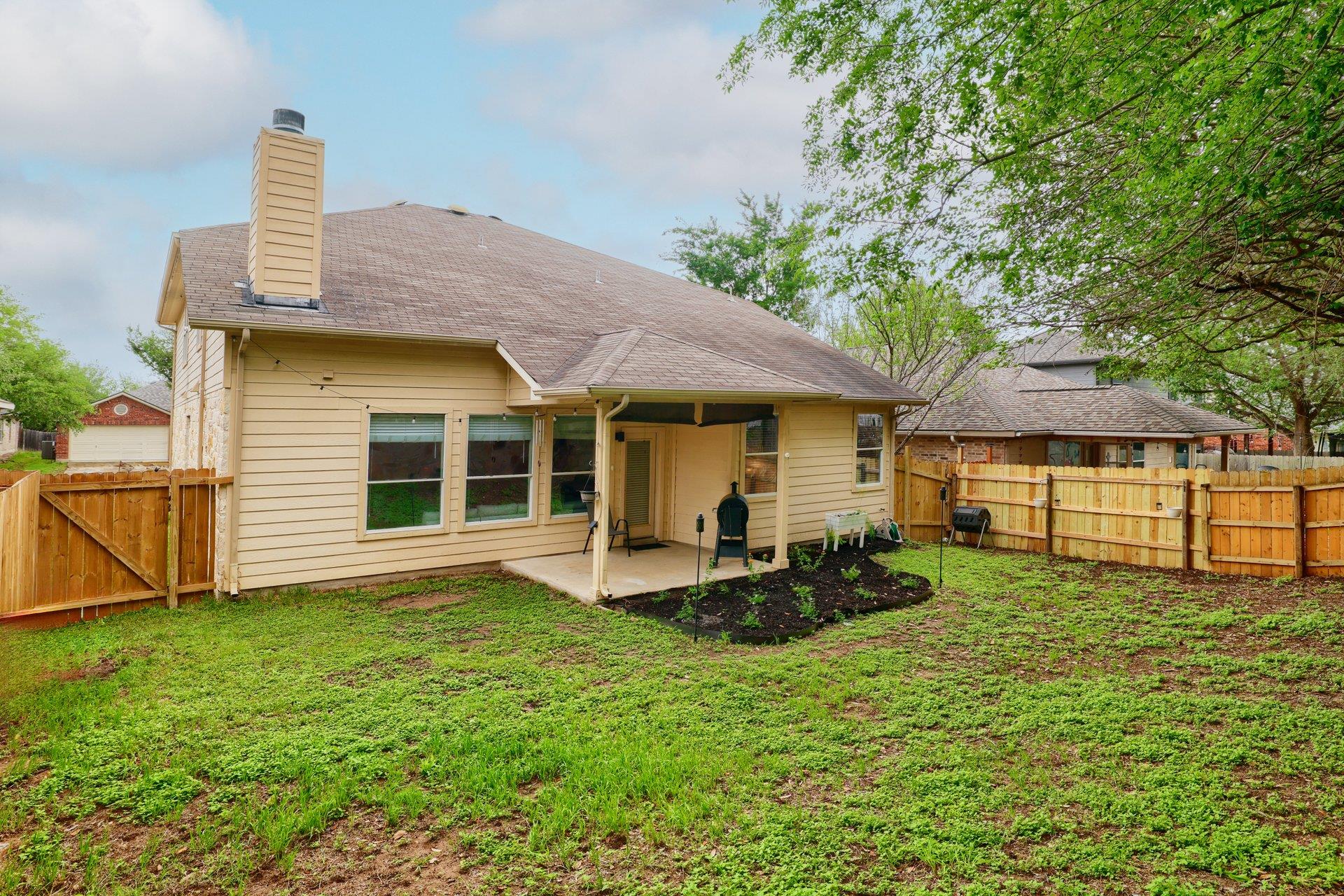 9212 Pioneer Forest DR