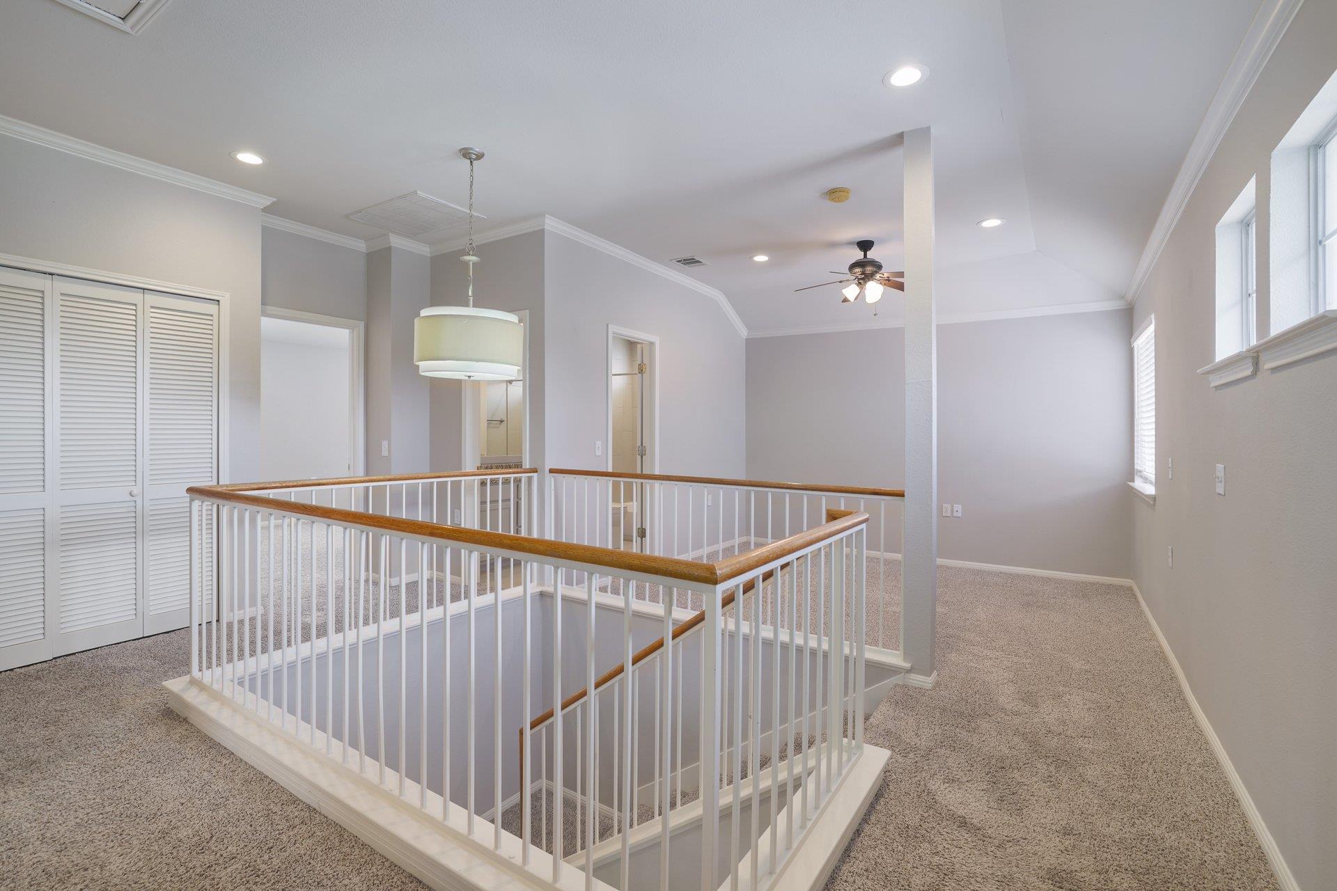 412 Colonial Park BLVD