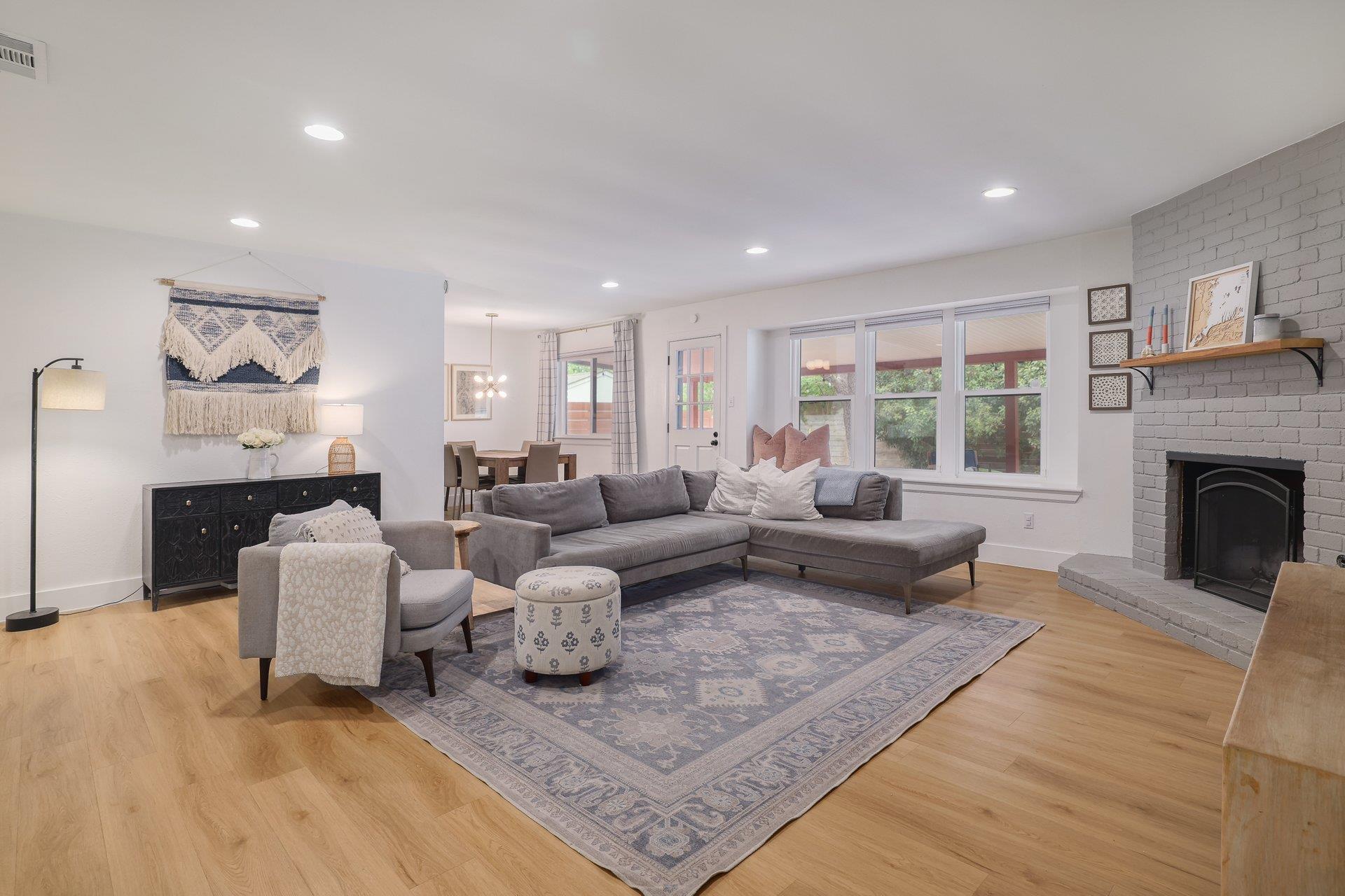 6701 Lancret Hill DR