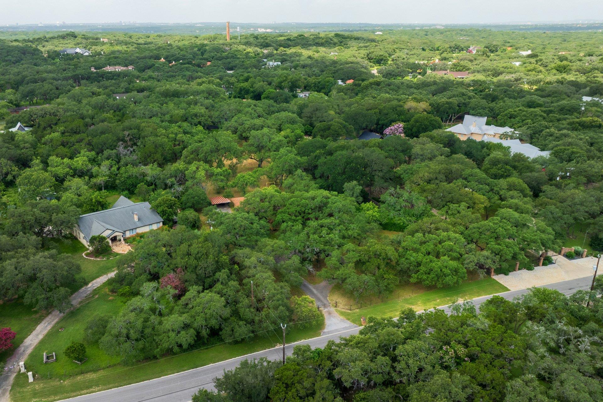 304 Hill Country LN