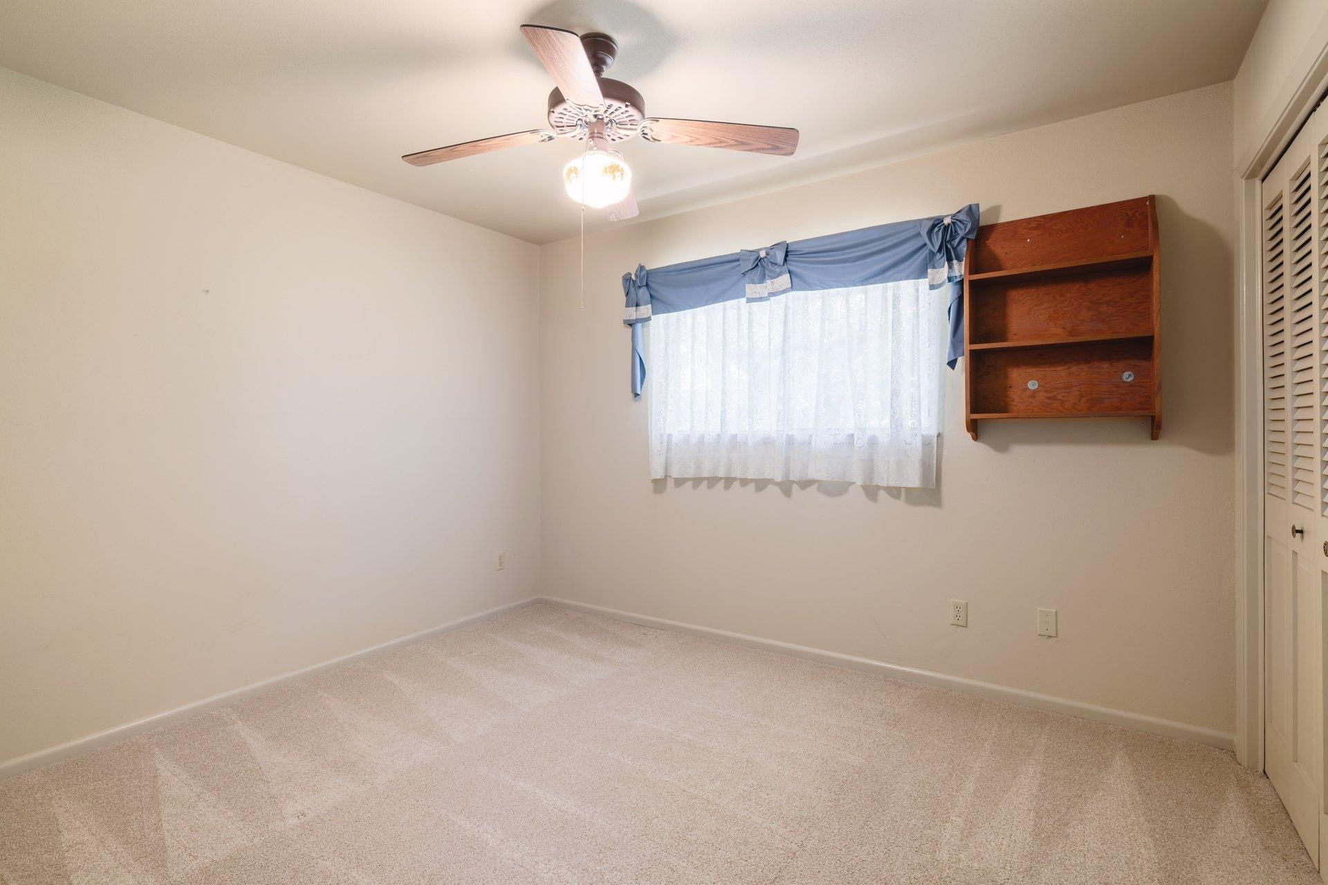304 Hill Country LN
