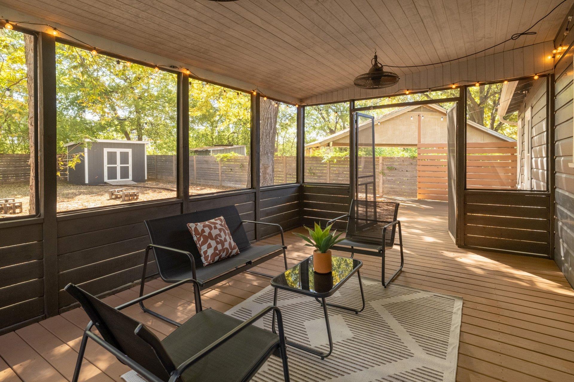 6511 Chesterfield Ave