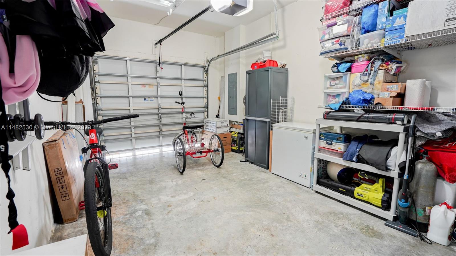 2053 SE 14th St