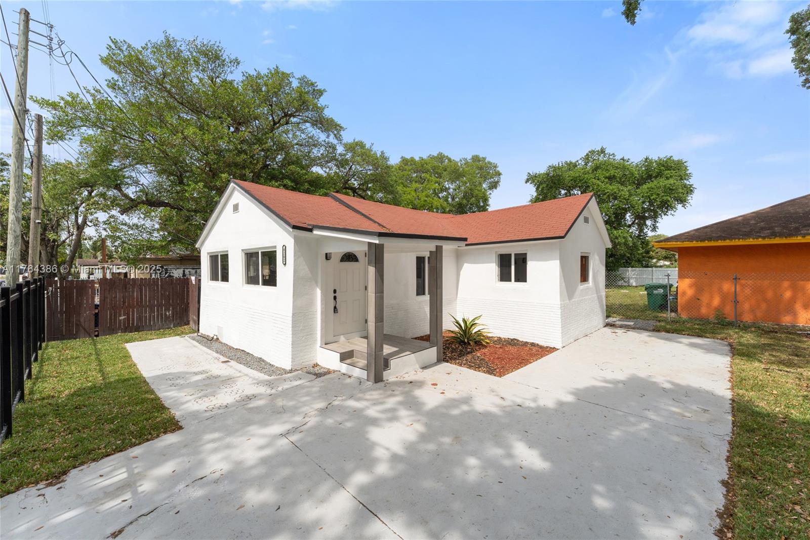 4202 NW 31st Ave