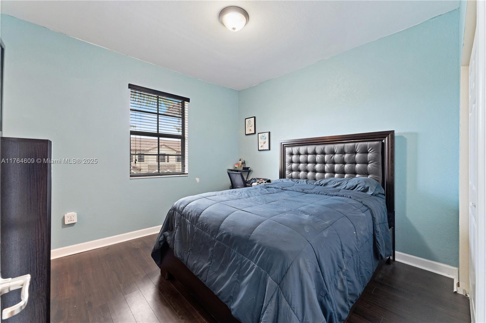 3223 SE 7th St # 3223