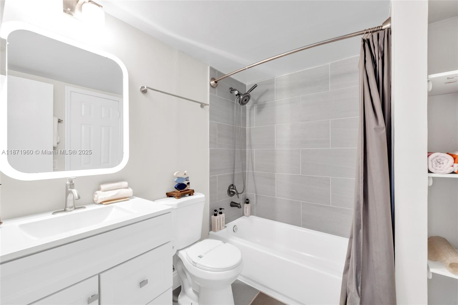 13447 SW 101st Ln # 13447