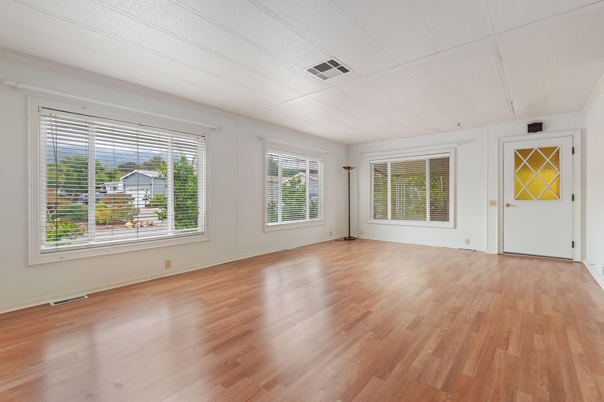 4025 State Street, 53