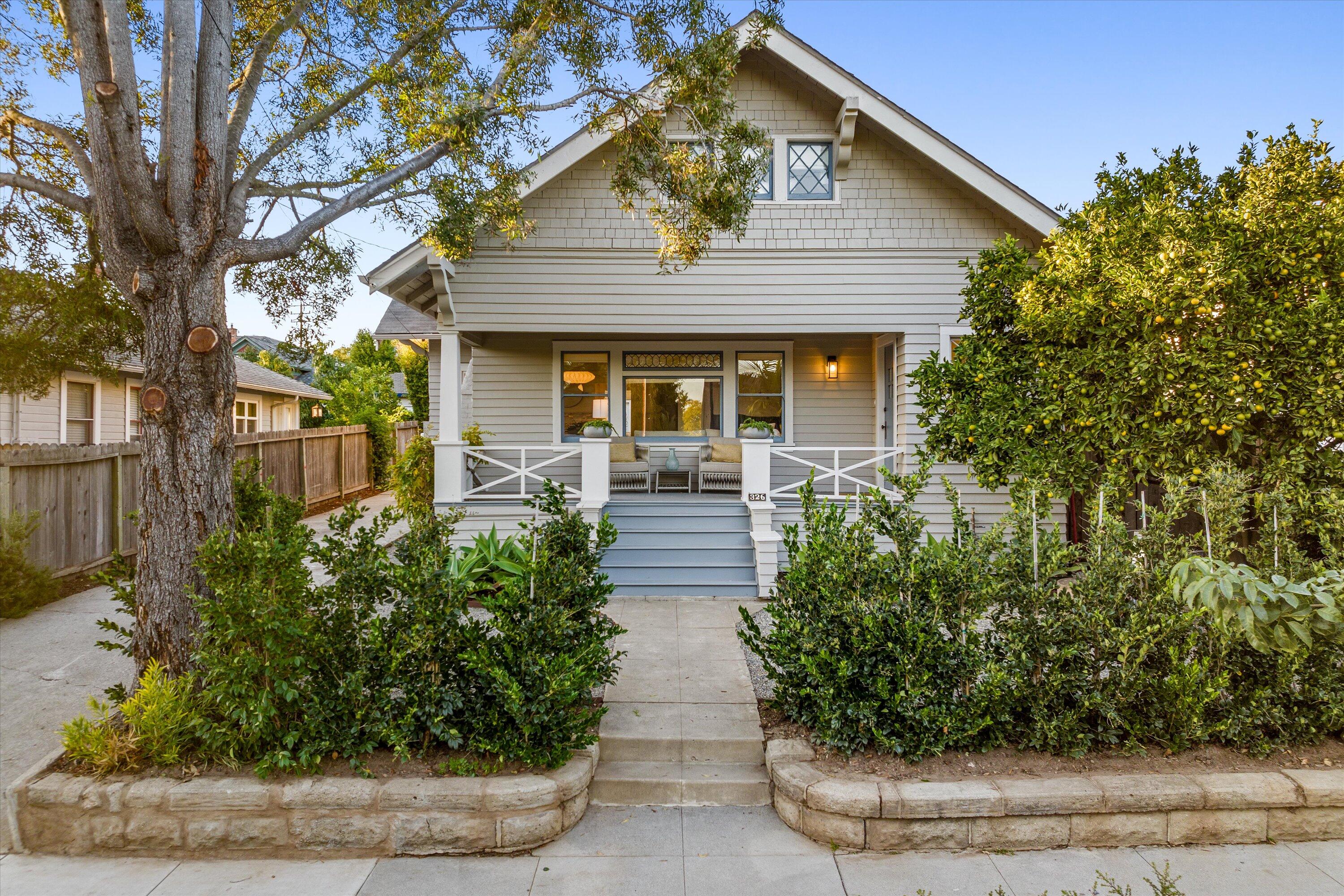 326 W Micheltorena Street