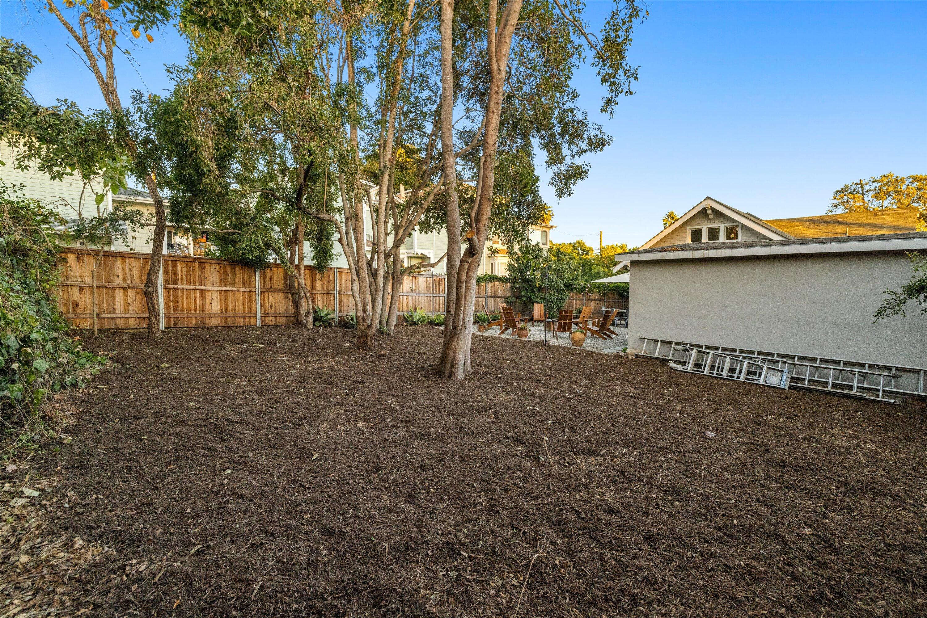 326 W Micheltorena Street