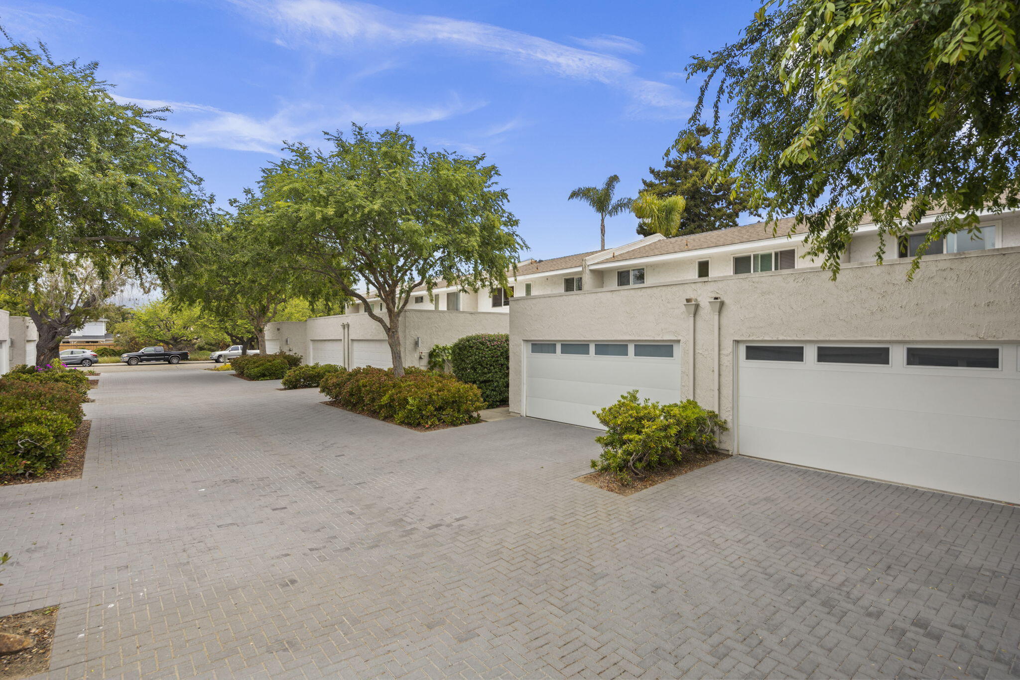 5041 Rhoads Avenue, D