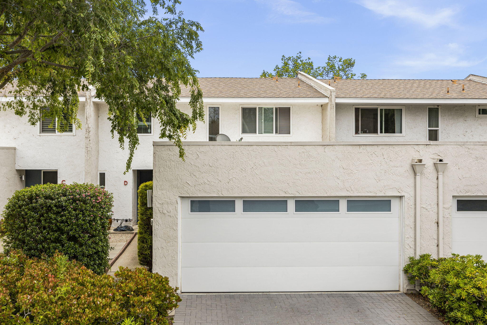 5041 Rhoads Avenue, D