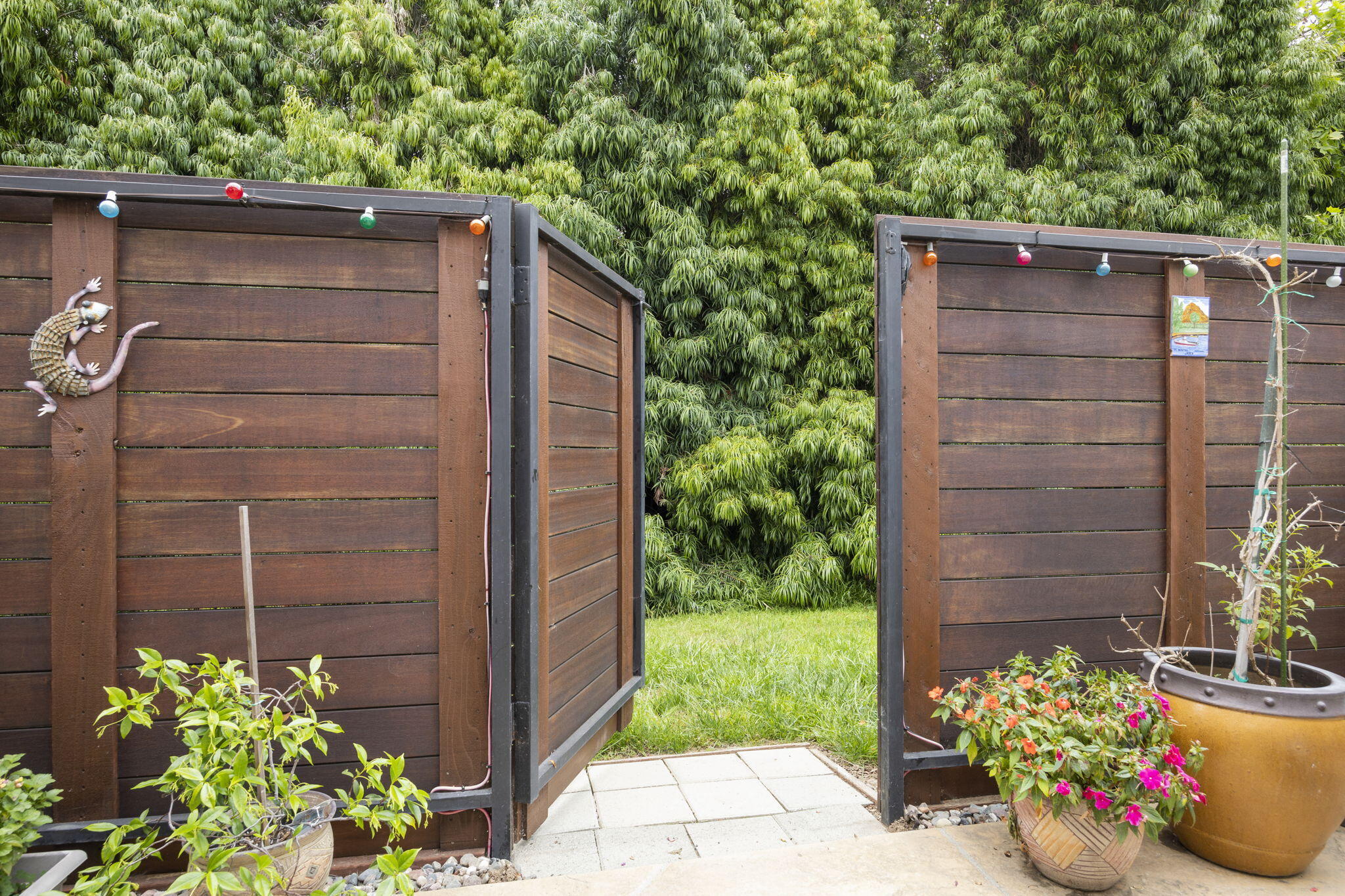 5041 Rhoads Avenue, D