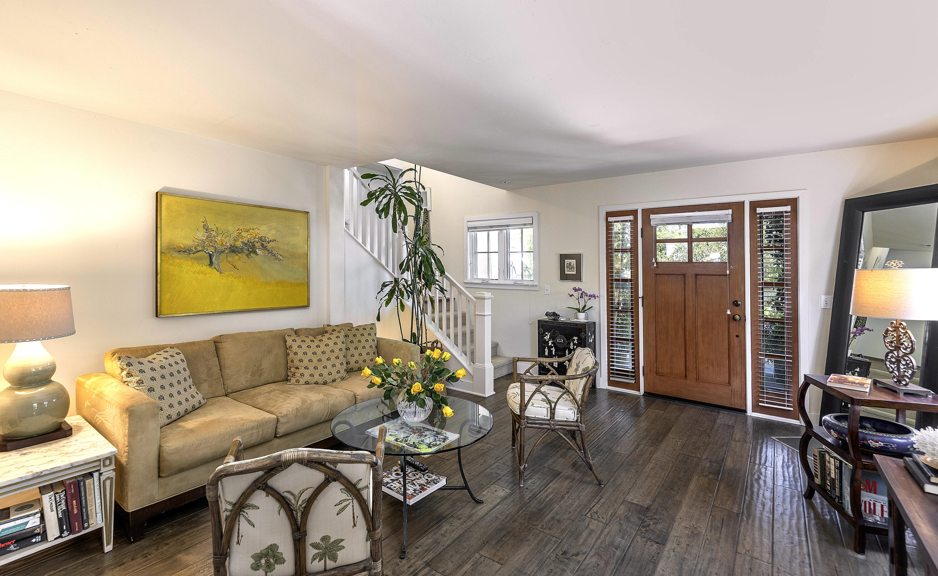 601 E Micheltorena Street, 94