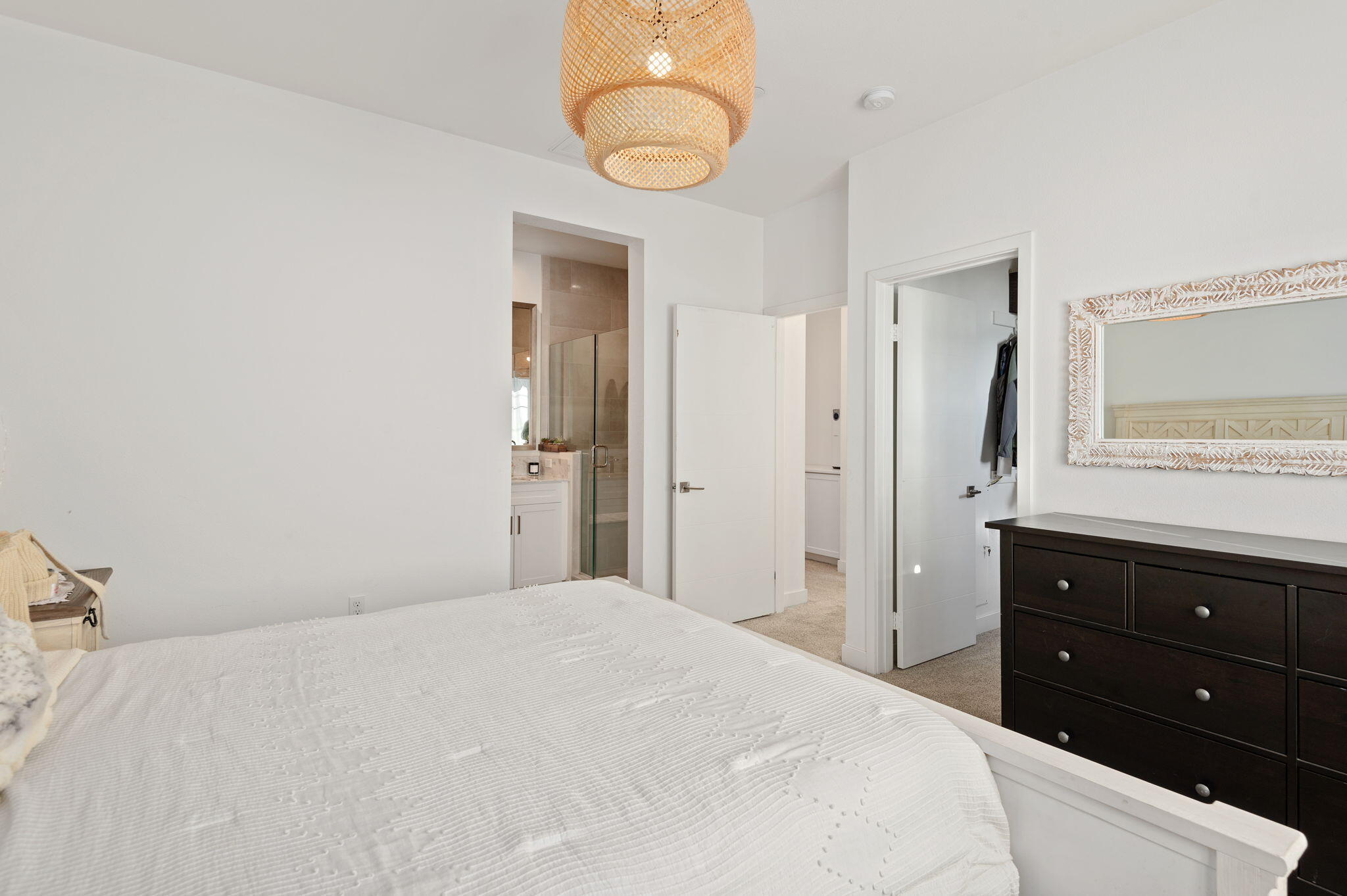 5701 Surfrider Way, 102