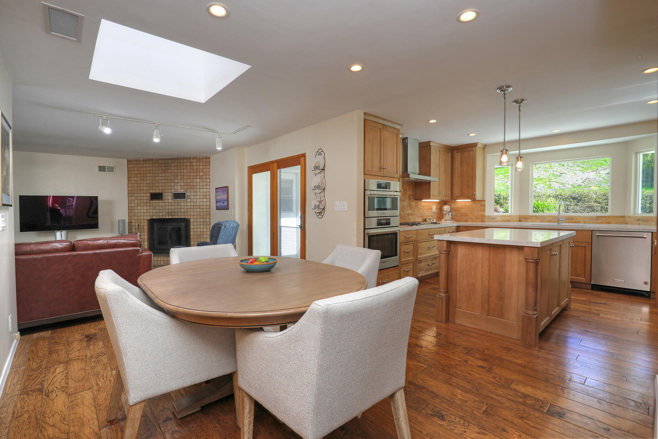1470 Camino Rio Verde