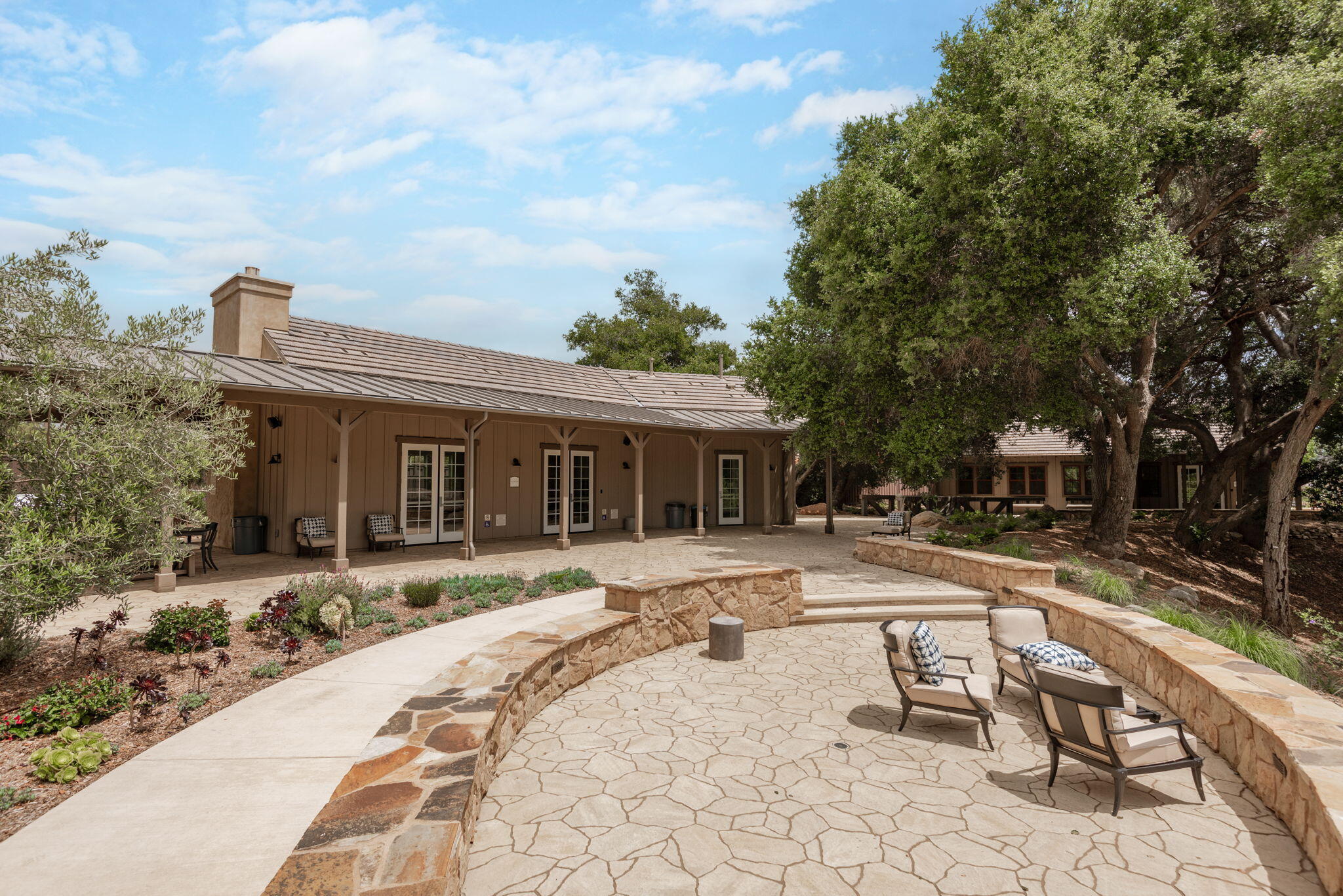 5487 Tree Farm Lane