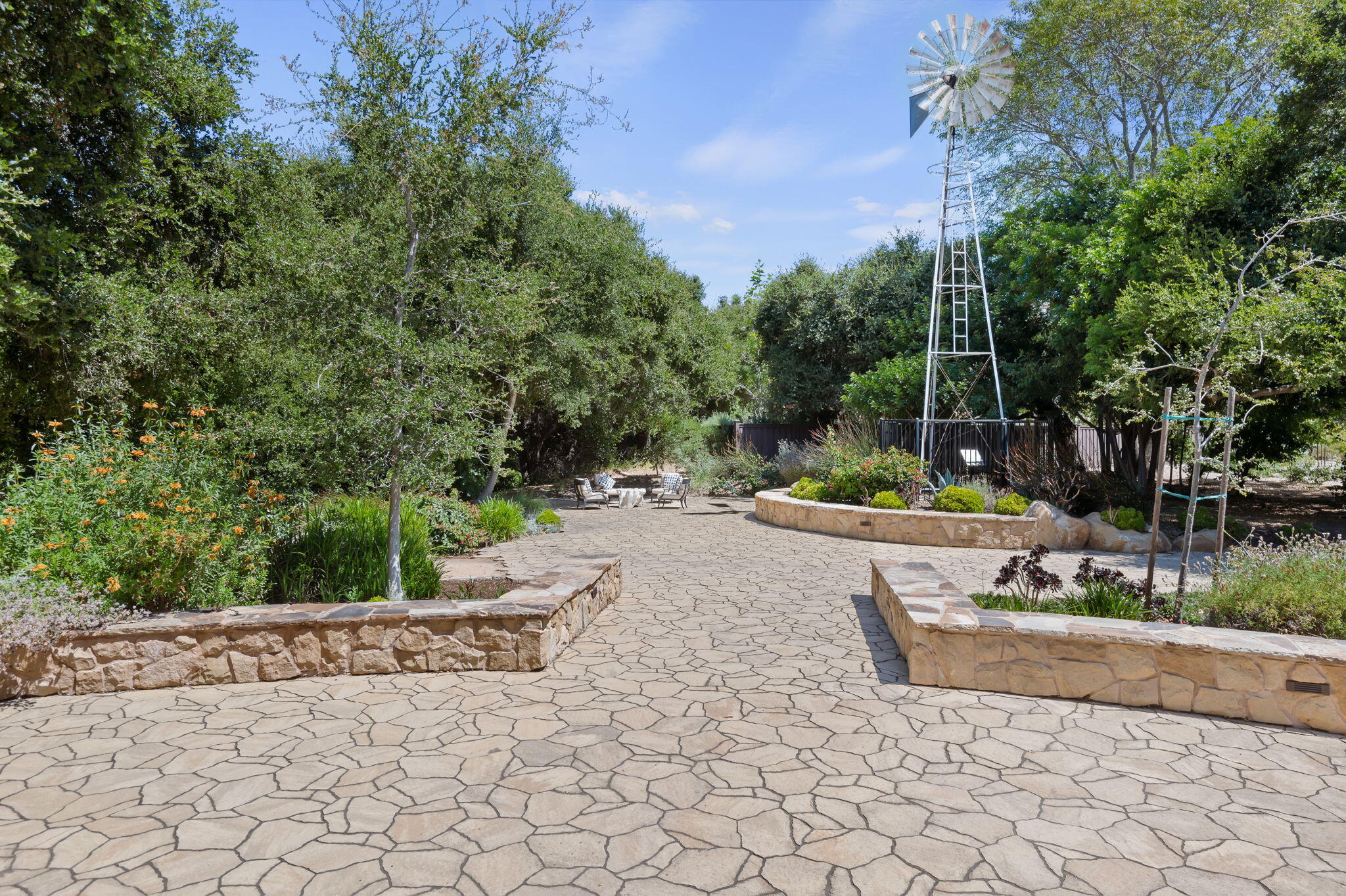 5487 Tree Farm Lane