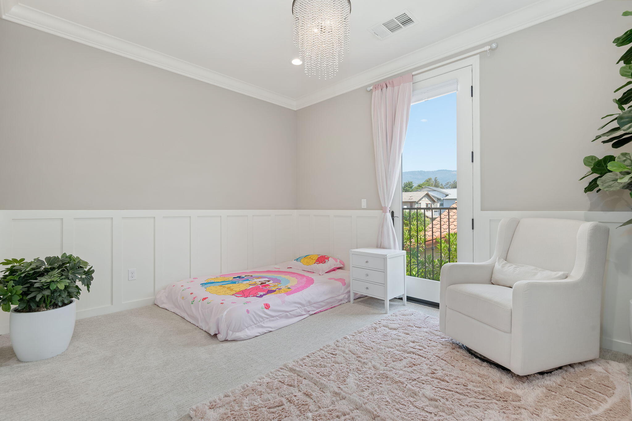 5487 Tree Farm Lane