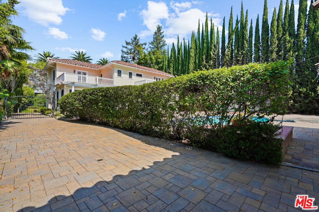 624 S Arden Blvd