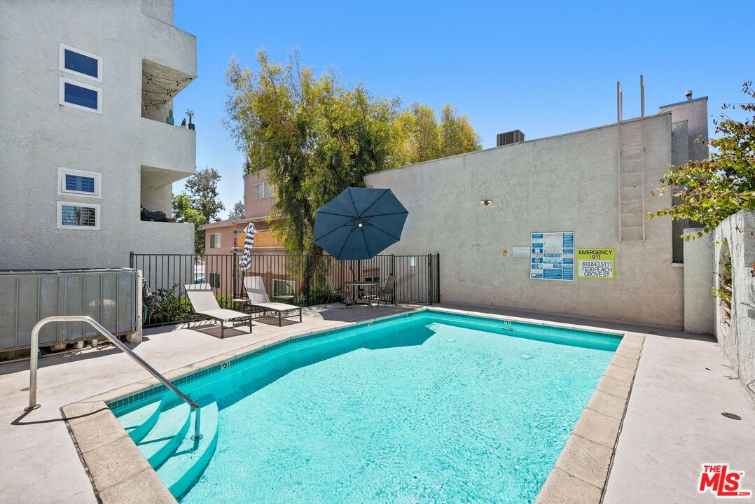 11230 Peach Grove St Unit: 208