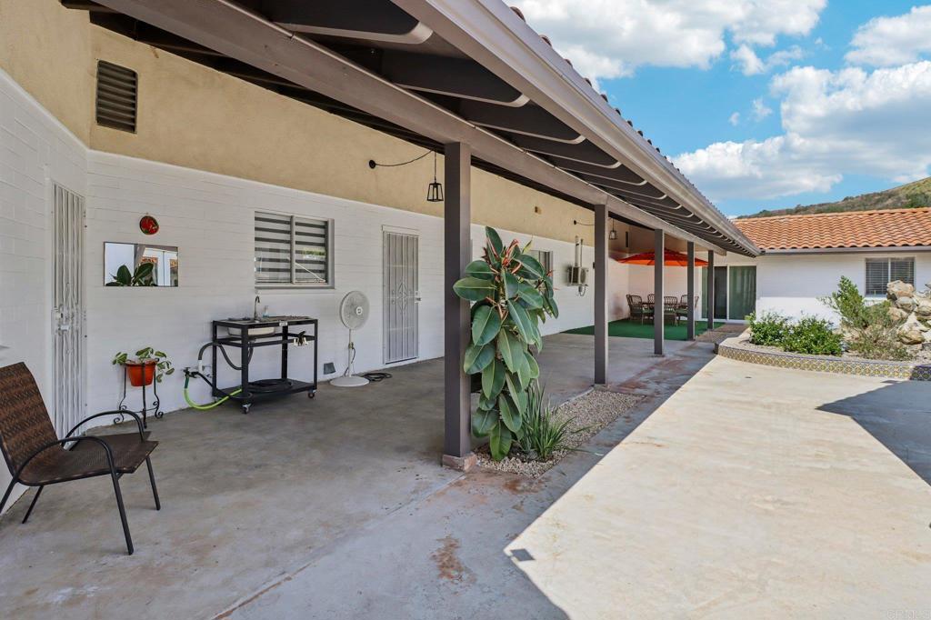 2068 Camino Culebra