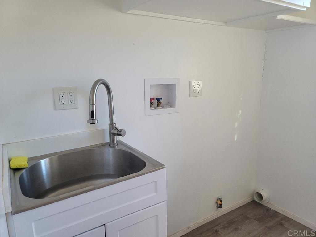 245 W Bobier Drive 90