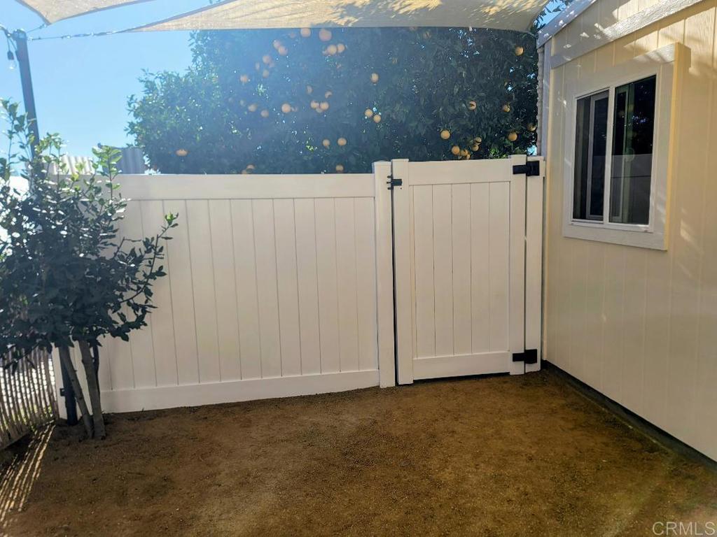 245 W Bobier Drive 90