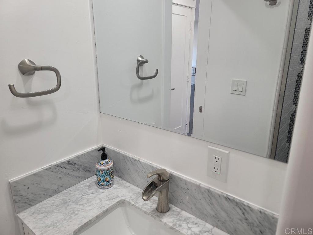 245 W Bobier Drive 90
