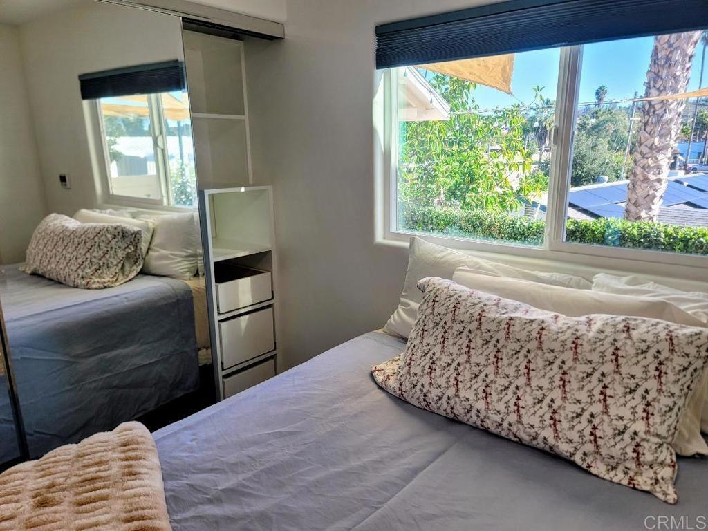 245 W Bobier Drive 90