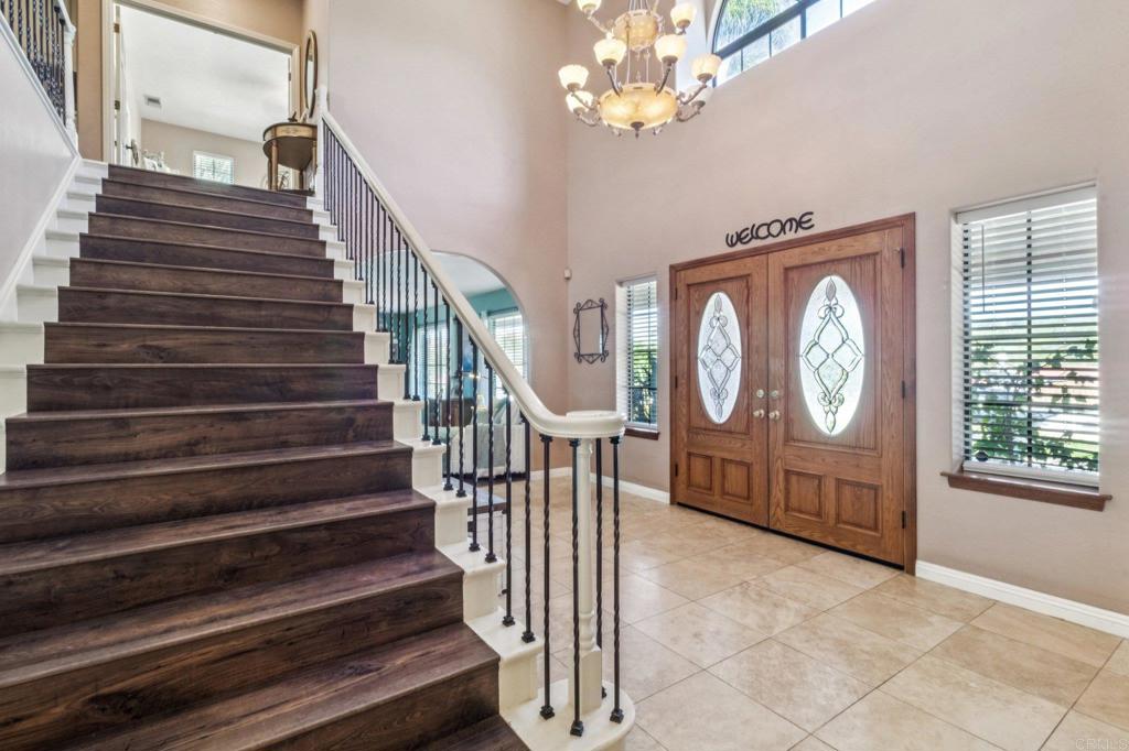 29950 Robbie Ln