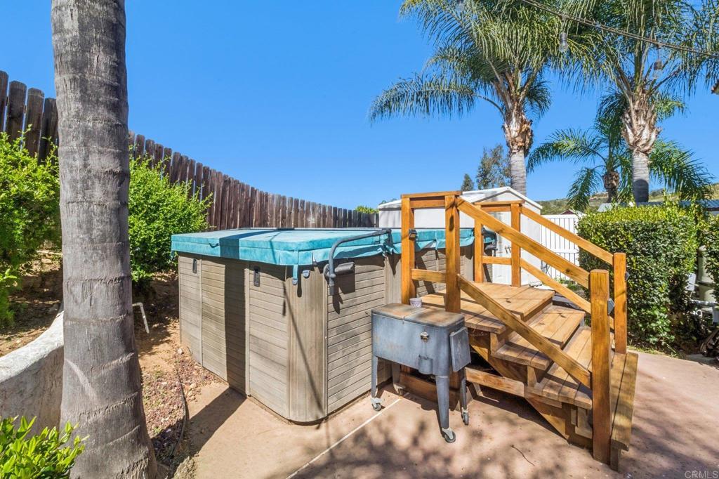 29950 Robbie Ln