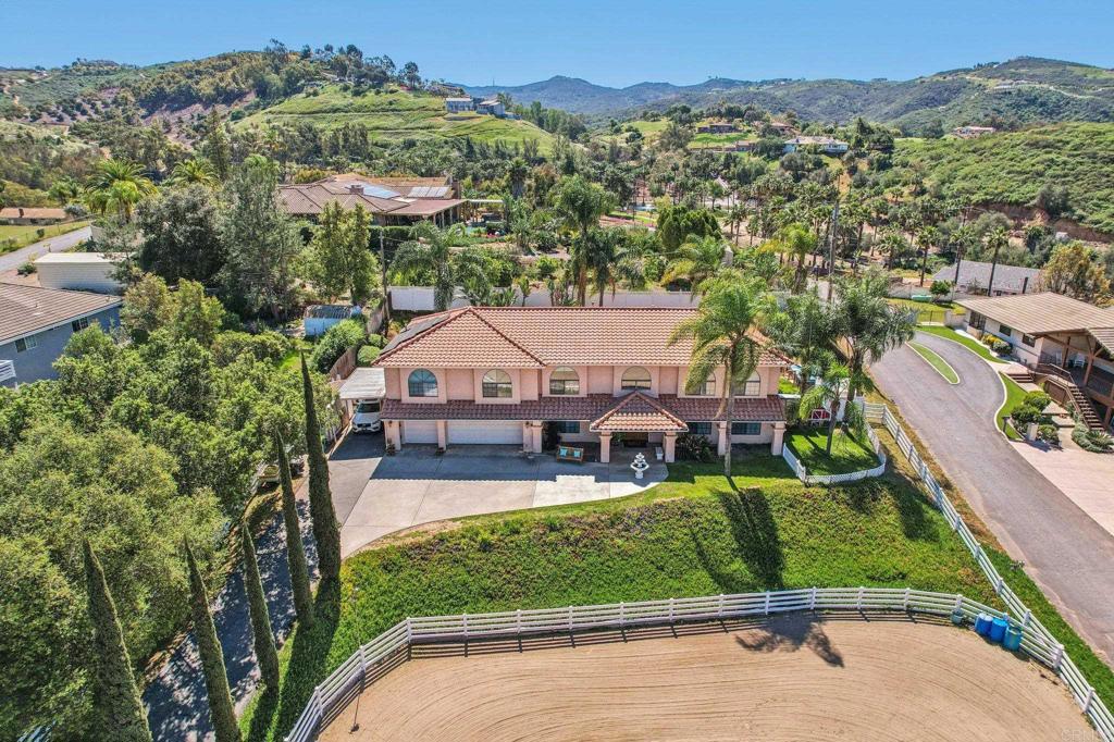 29950 Robbie Ln