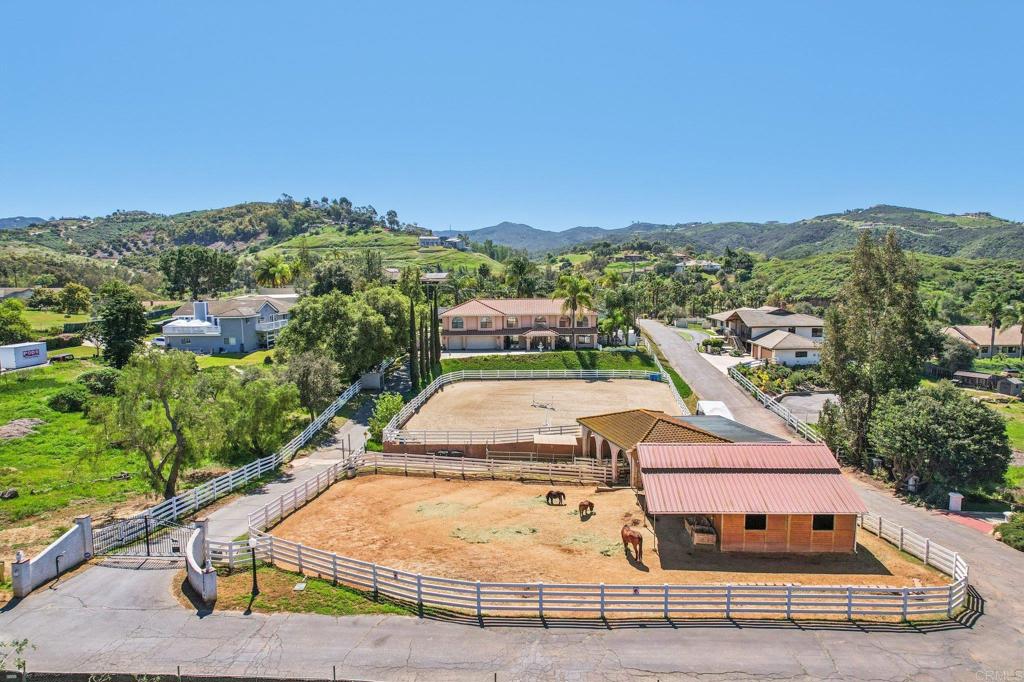 29950 Robbie Ln