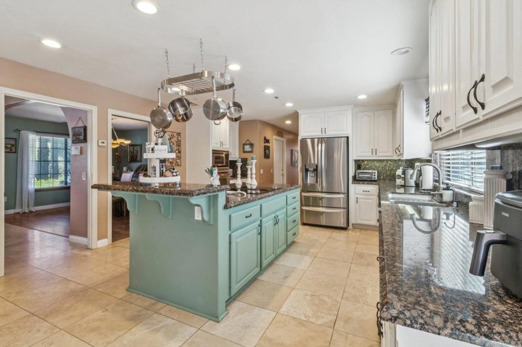 29950 Robbie Ln