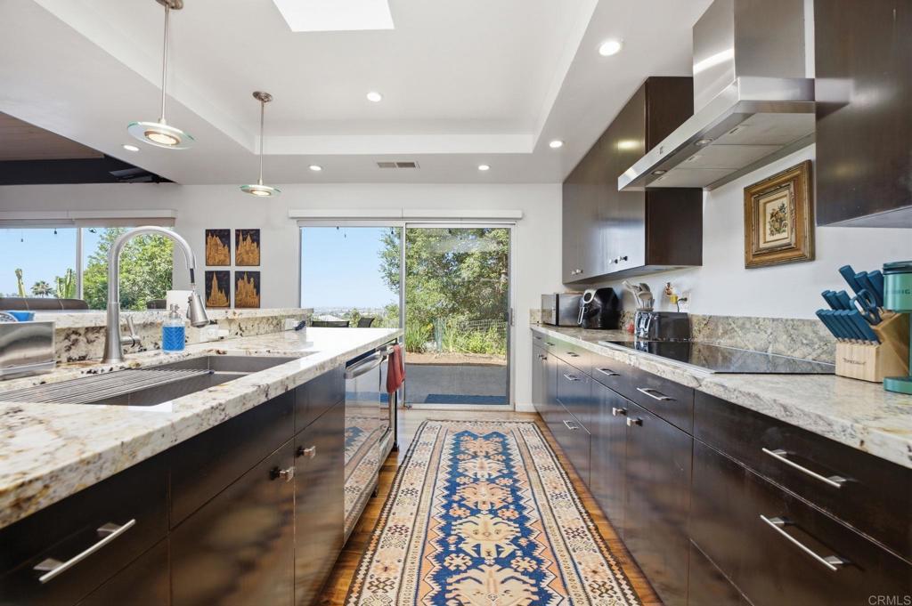 2106 Vista Grande Drive
