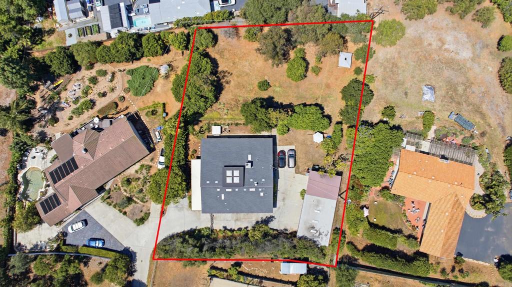 2106 Vista Grande Drive