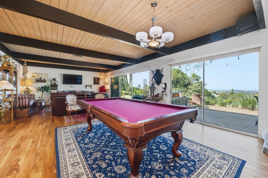 2106 Vista Grande Drive