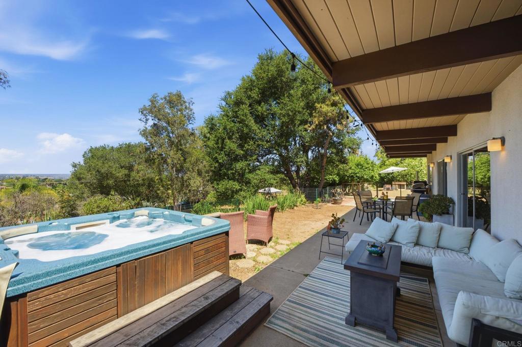 2106 Vista Grande Drive