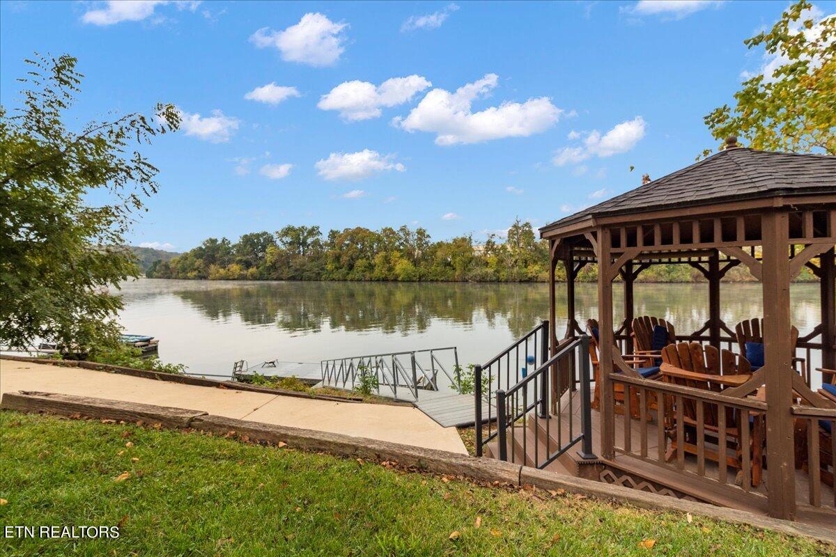 2005 Serene Cove Way