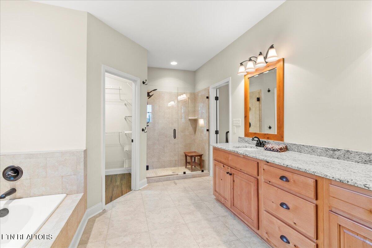 2005 Serene Cove Way