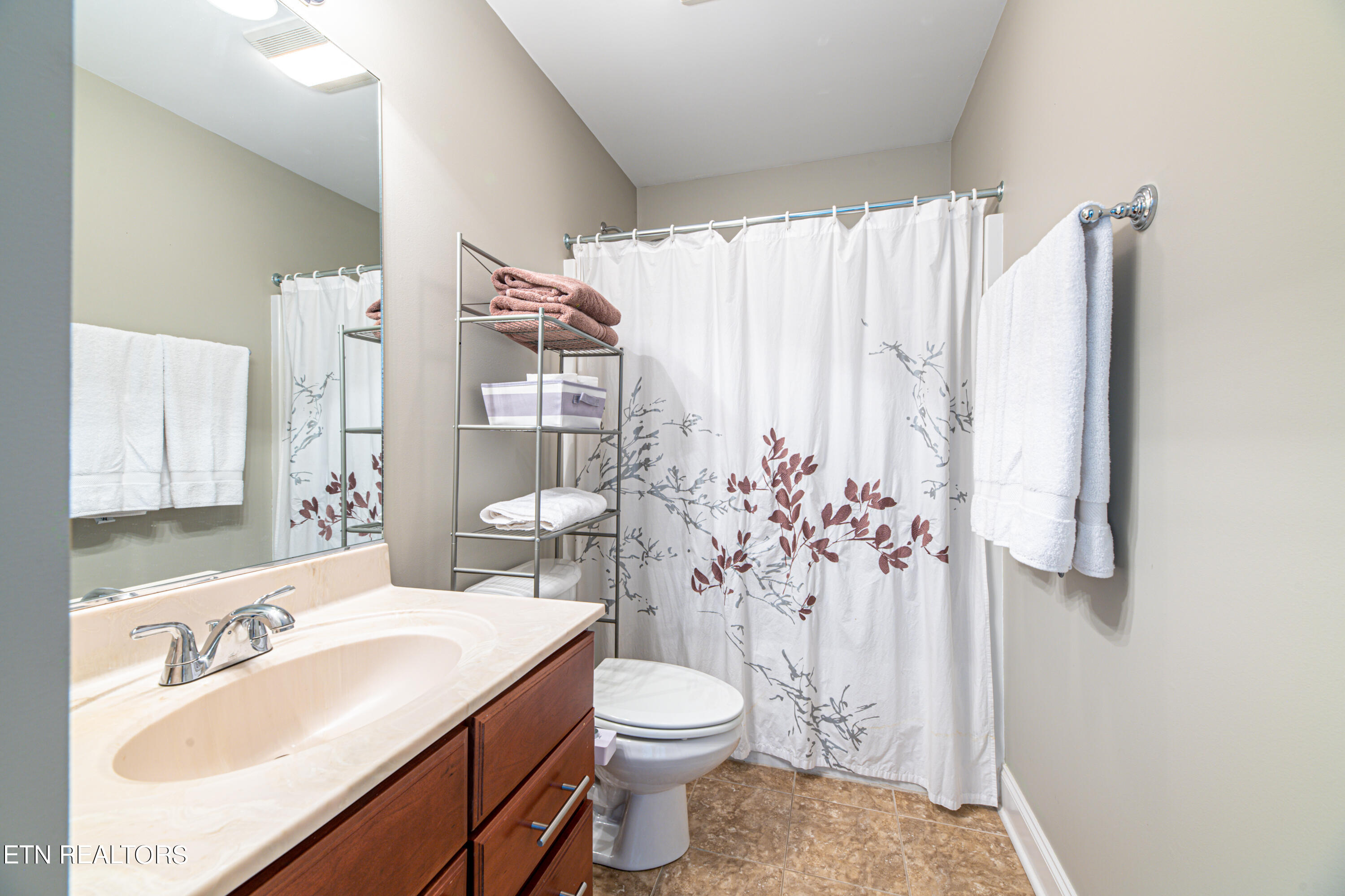 8147 Crimson Tree Lane