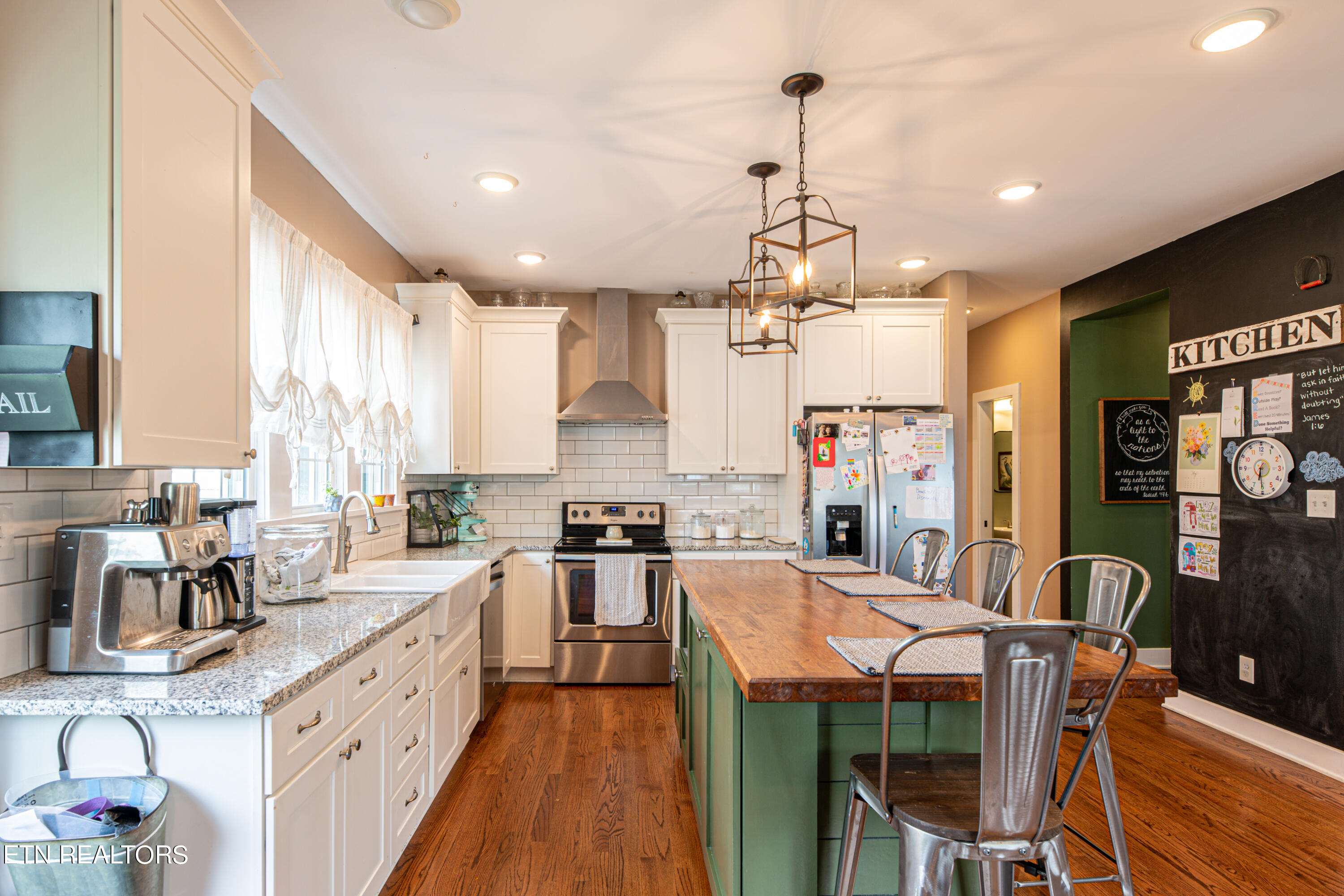 7327 Old Clinton Pike Pike