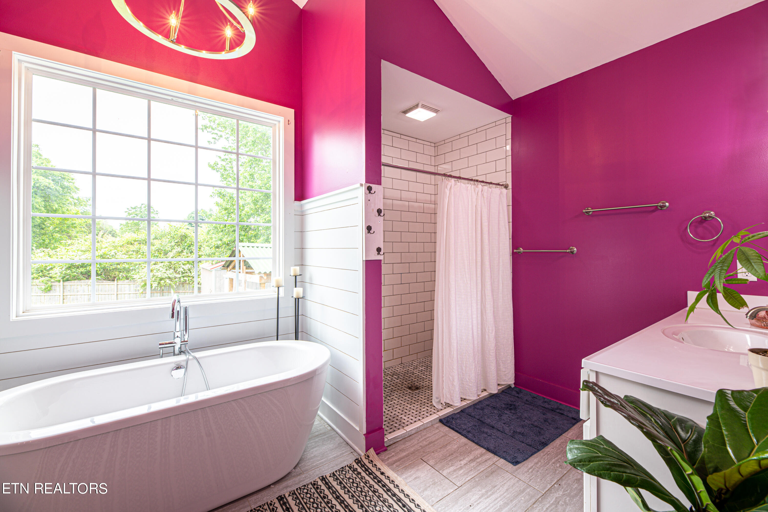 7327 Old Clinton Pike Pike