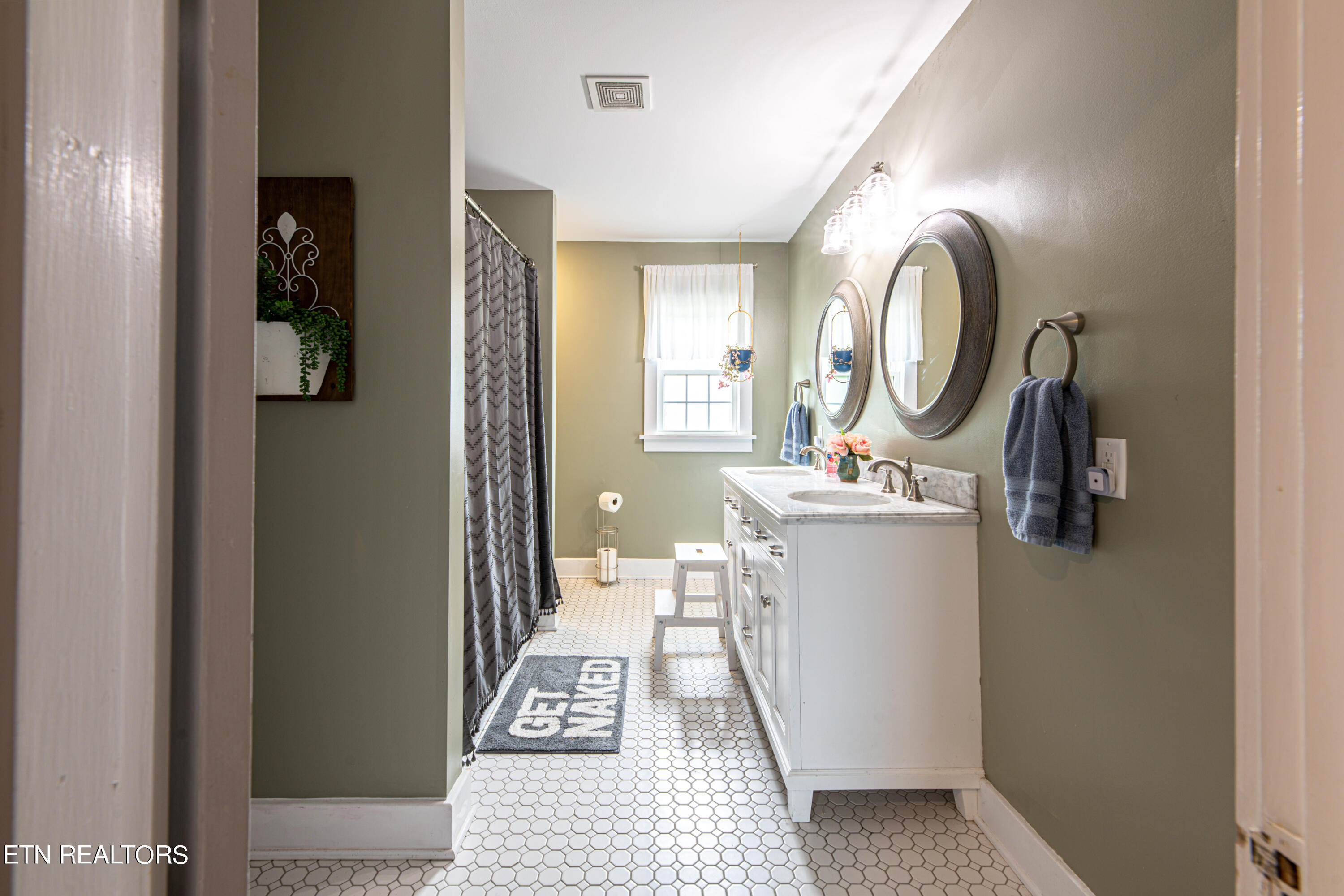 7327 Old Clinton Pike Pike