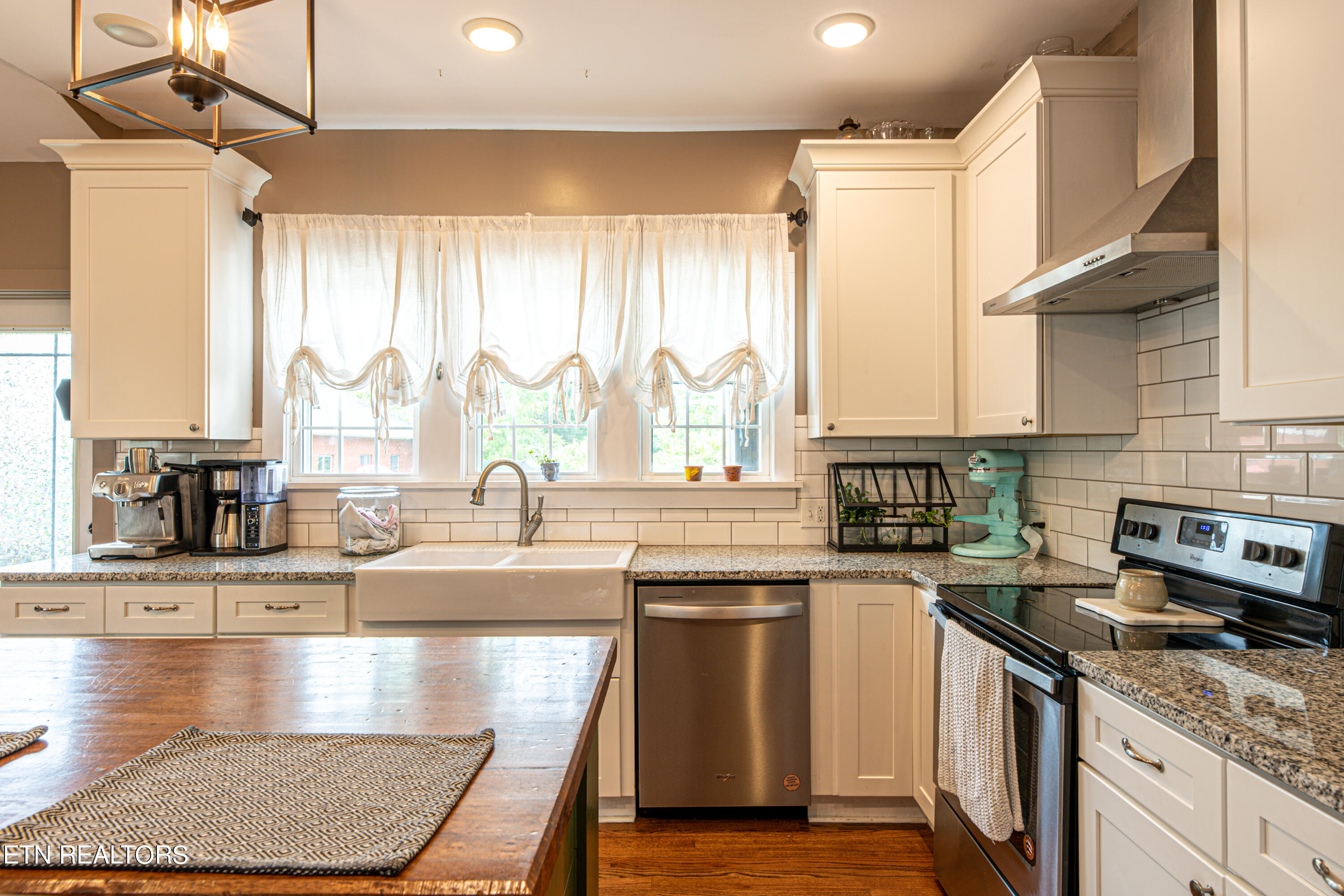 7327 Old Clinton Pike Pike