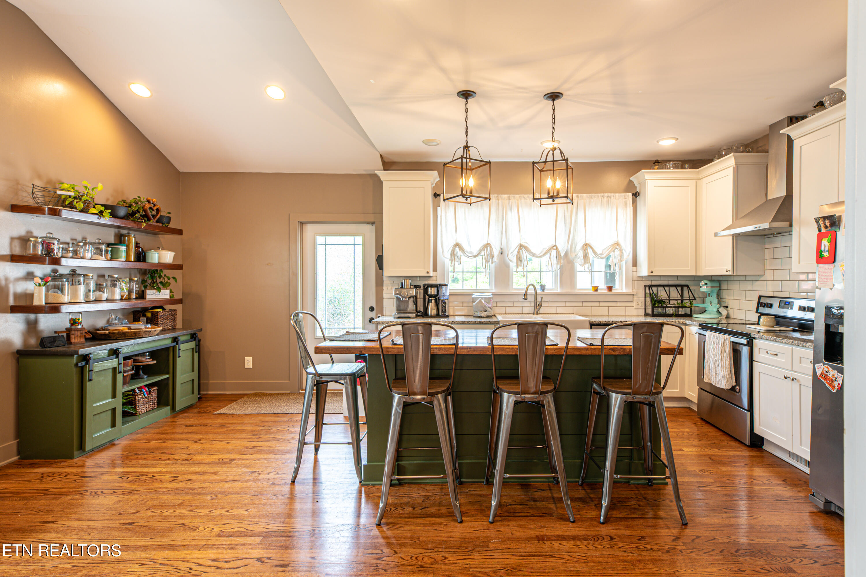 7327 Old Clinton Pike Pike