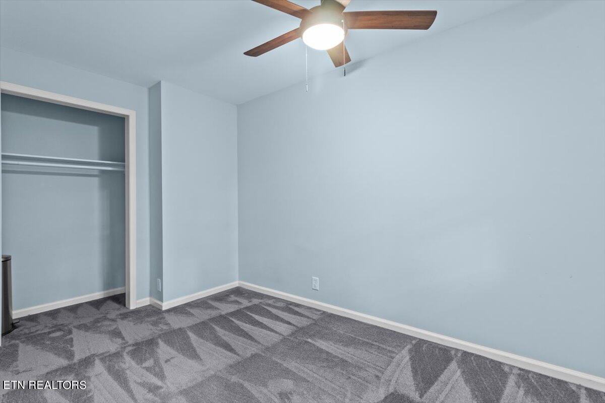 2504 Mont Glen Drive