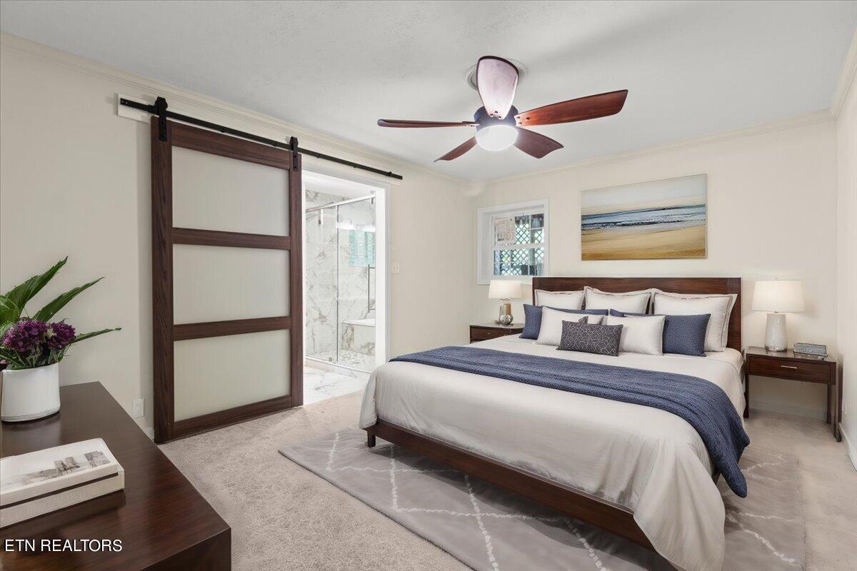 2504 Mont Glen Drive